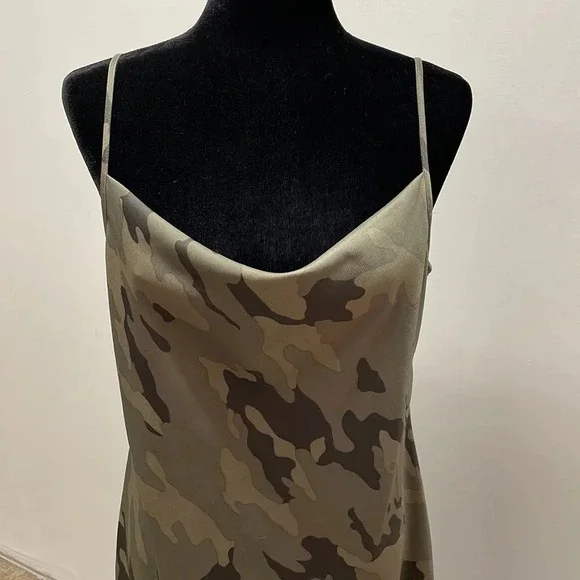 Banana Republic- Cowl neck camo Slip Dress - Picture 4 of 9